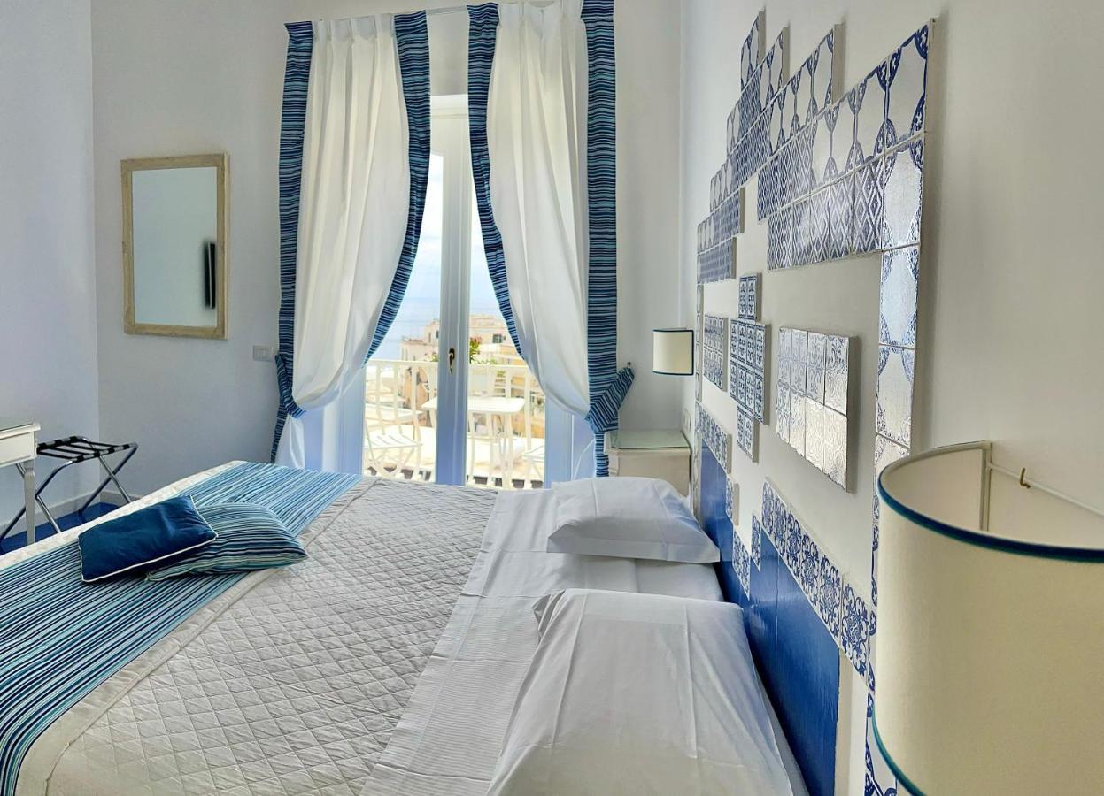 Hotel Villa Delle Palme In Positano Exterior foto