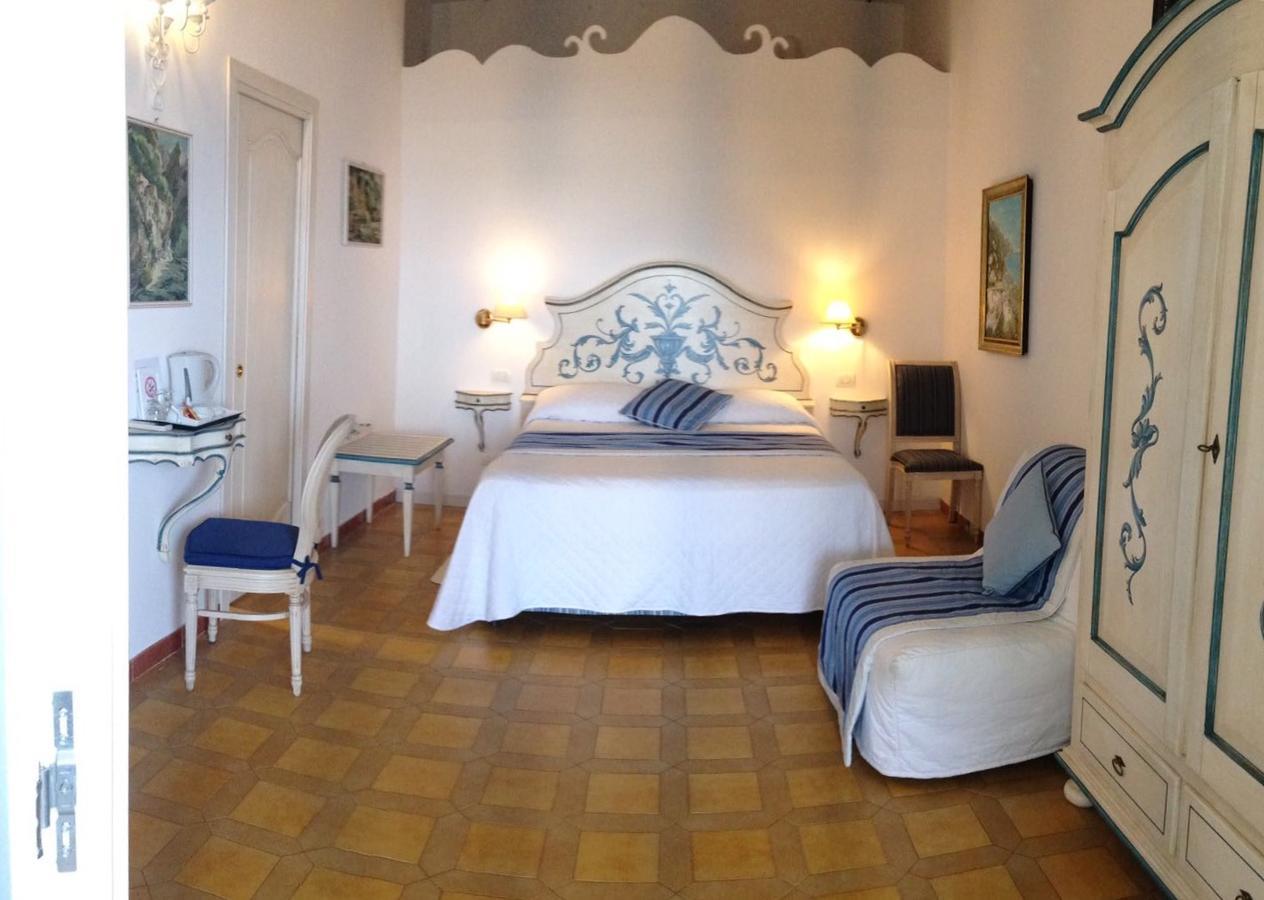 Hotel Villa Delle Palme In Positano Exterior foto